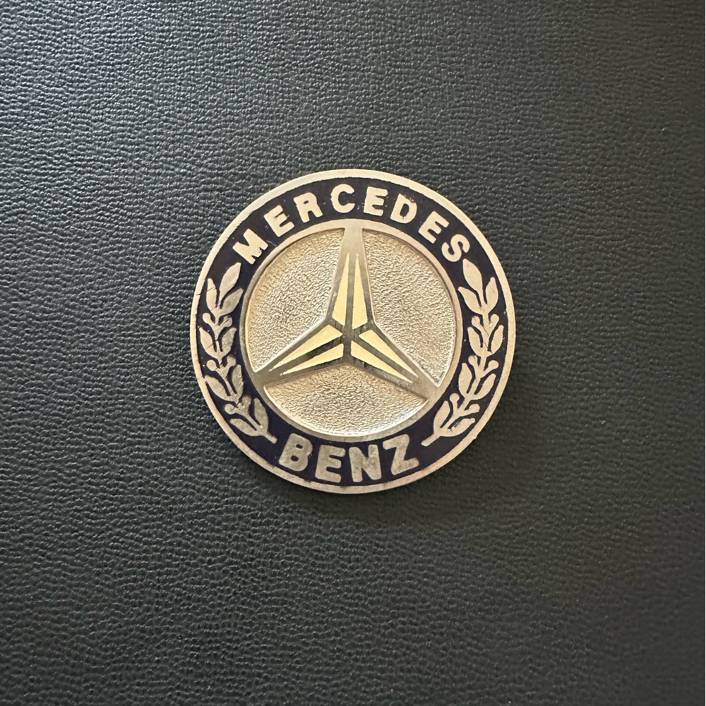 Mercedes Benz Pin & Medallion
